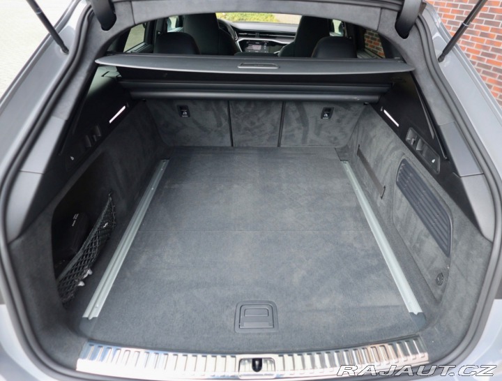 Audi RS6 Avant 4.0 TFSI V8 Quattr 2022