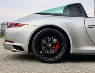 Porsche Ostatní modely 911 Targa  4 GTS | Sport Chrono - B 2018