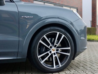 Porsche Cayenne 3.0 V6 E-Hybrid 470PS | 2025
