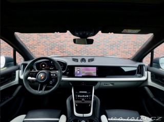 Porsche Cayenne 3.0 V6 E-Hybrid 470PS | 2025