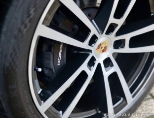 Porsche Cayenne 3.0 V6 E-Hybrid 470PS | 2025