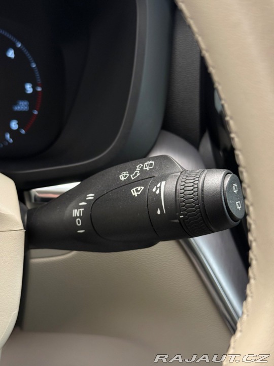 Volvo XC60 B4 Momentum Pro AWD A/T 2020