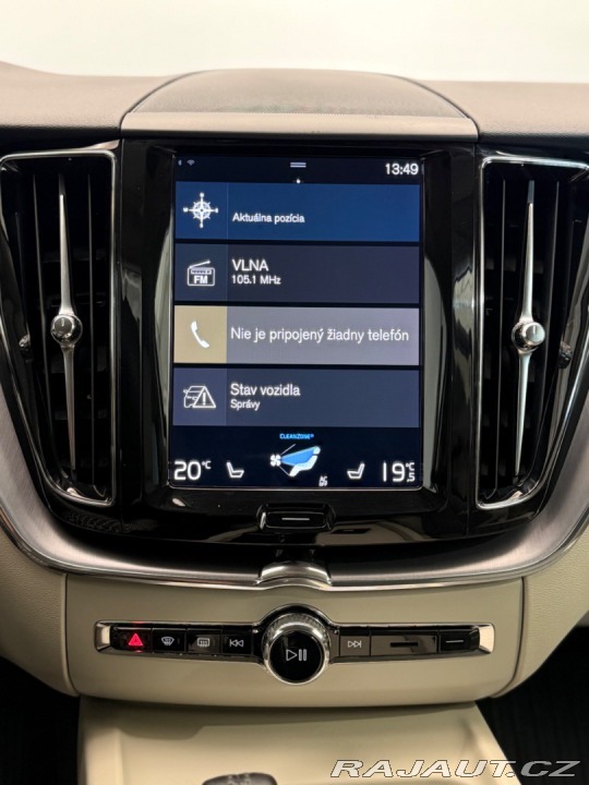 Volvo XC60 AWD Momentum Pro / Servi 2020