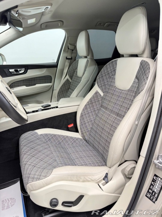 Volvo XC60 AWD Momentum Pro / Servi 2020