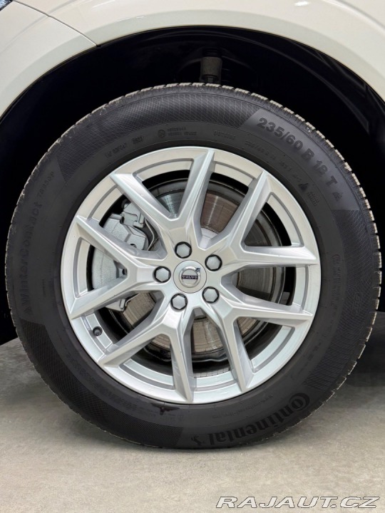 Volvo XC60 AWD Momentum Pro / Servi 2020