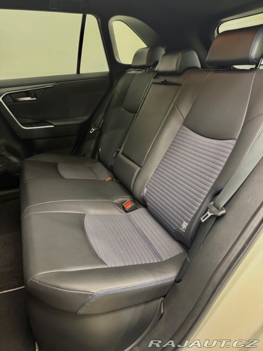 Toyota RAV4 2.5 Hybrid e-CVT Selecti 2021