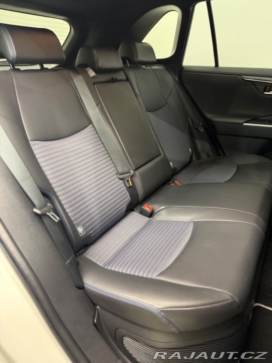 Toyota RAV4 2.5 Hybrid e-CVT Selecti 2021