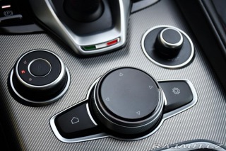 Alfa Romeo Giulia 2.0T16V206kWCOMPETIZIONE 2023