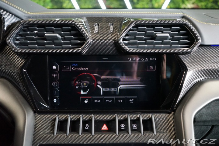 Lamborghini Urus PERFORMANTE*CARBON*ADAS*B 2025