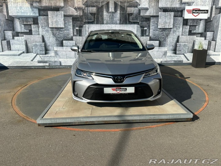 Toyota Corolla 1.5VVTi,92KW,VYHŘ.SEDADLA 2023