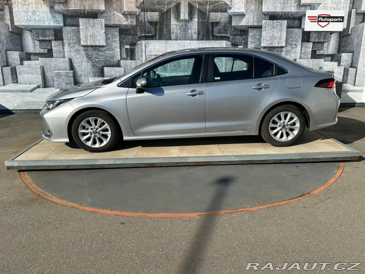 Toyota Corolla 1.5VVTi,92KW,VYHŘ.SEDADLA 2023