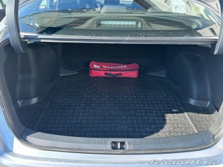 Toyota Corolla 1.5VVTi,92KW,VYHŘ.SEDADLA 2023