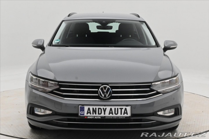 Volkswagen Passat 2,0 TDI 110 kW DSG Busine 2022