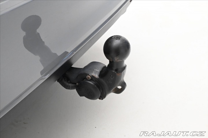 Volkswagen Passat 2,0 TDI 110 kW DSG Busine 2022