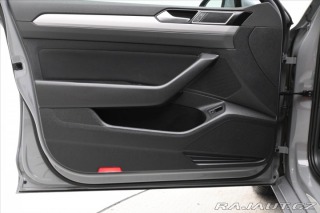 Volkswagen Passat 2,0 TDI 110 kW DSG Busine 2022