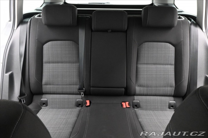 Volkswagen Passat 2,0 TDI 110 kW Business V 2022