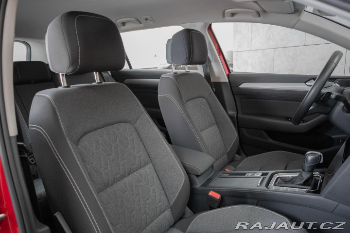 Volkswagen Passat 2.0 TDI DSG*TAŽNÉ*KAMERA* 2023