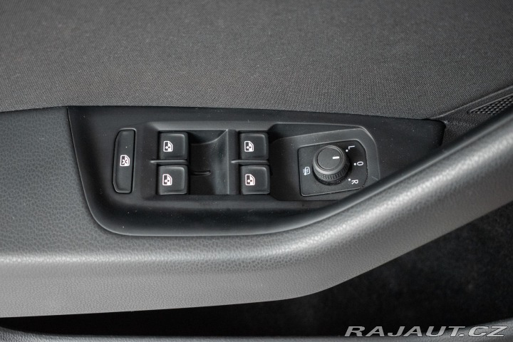 Volkswagen Passat 2.0 TDI DSG*TAŽNÉ*KAMERA* 2023