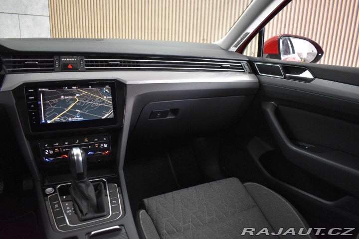 Volkswagen Passat 2.0 TDI DSG*TAŽNÉ*KAMERA* 2023