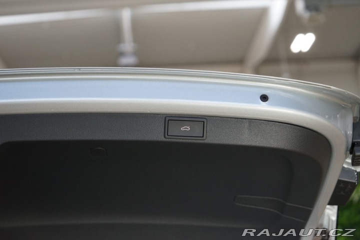 Škoda Octavia 2.0 TDI*DSG*KESSY*TAŽNÉ*A 2024