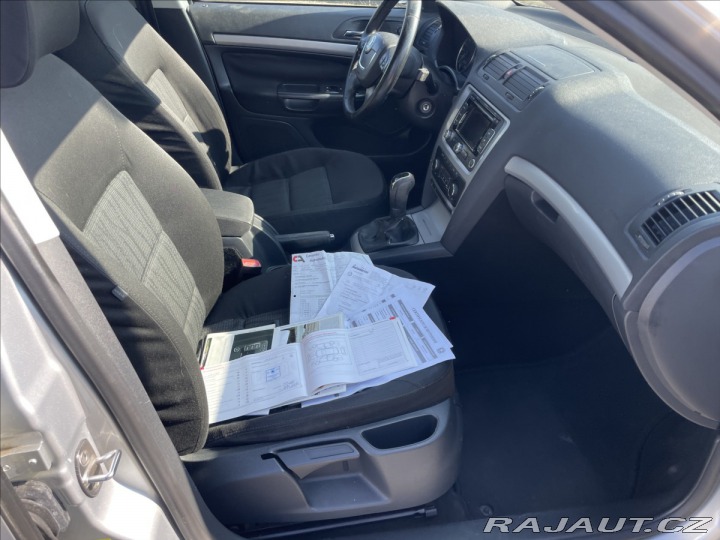 Škoda Octavia 2,0 TDi 103kw GPS CFH chy 2011