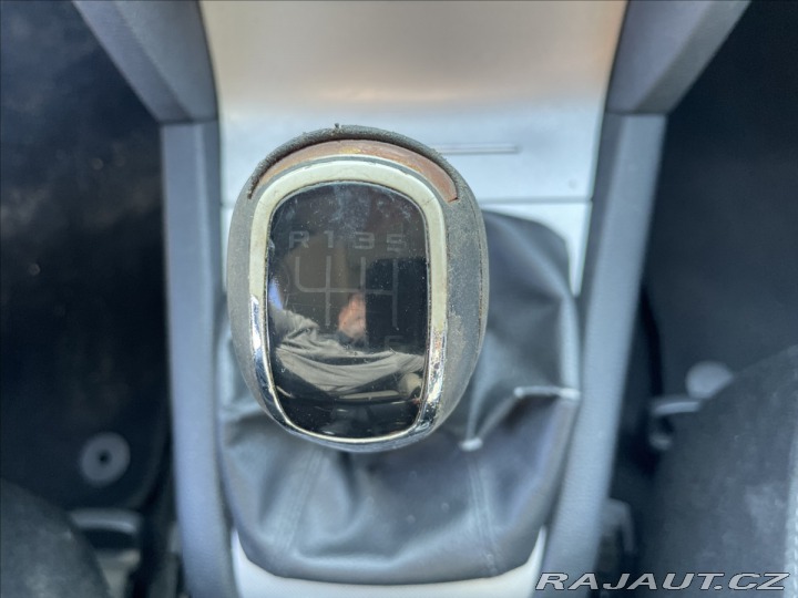 Škoda Octavia 2,0 TDi 103kw GPS CFH chy 2011