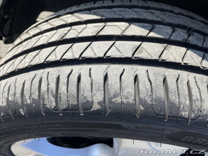 Škoda Octavia 2,0 TDi 103kw GPS CFH chy 2011