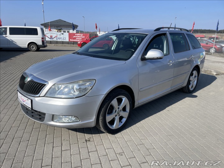 Škoda Octavia 2,0 TDi 103kw GPS CFH chy 2011