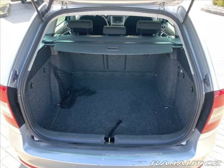 Škoda Octavia 2,0 TDi 103kw GPS CFH chy 2011