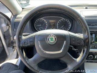 Škoda Octavia 2,0 TDi 103kw GPS CFH chy 2011