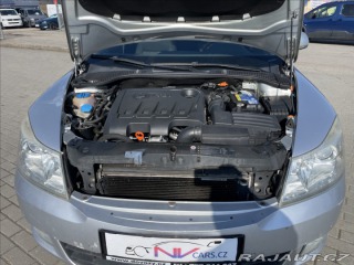 Škoda Octavia 2,0 TDi 103kw GPS CFH chy 2011