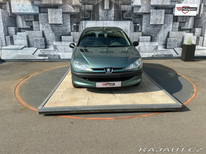 Peugeot 206 1.1i, 44KW 2000