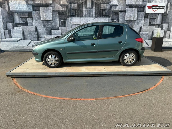 Peugeot 206 1.1i, 44KW 2000