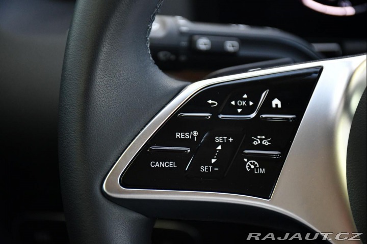 Mercedes-Benz B 200 LED CARPLAY ZÁRUKA ČR 2024