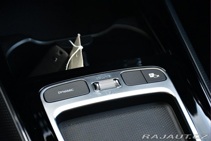 Mercedes-Benz B 200 LED CARPLAY ZÁRUKA ČR 2024