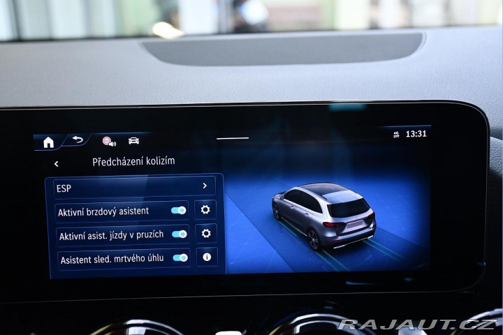 Mercedes-Benz B 200 LED CARPLAY ZÁRUKA ČR 2024