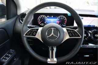 Mercedes-Benz B 200 LED CARPLAY ZÁRUKA ČR 2024