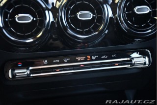 Mercedes-Benz B 200 LED CARPLAY ZÁRUKA ČR 2024