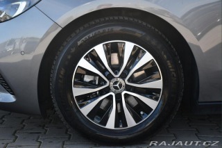 Mercedes-Benz B 200 LED CARPLAY ZÁRUKA ČR 2024