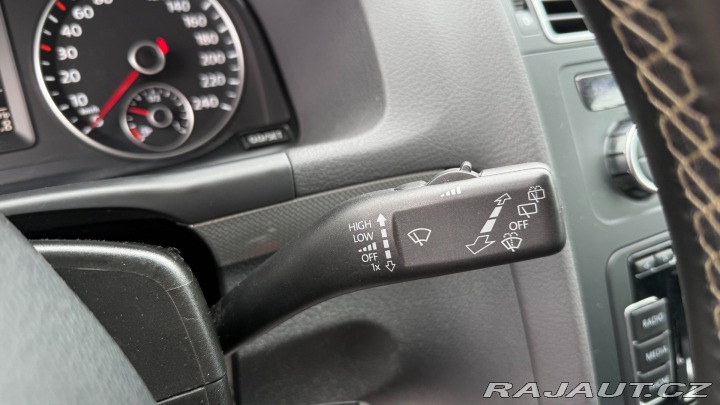 Volkswagen Touran 1.2TSi 77kW *ALU*Navi*Mat 2012