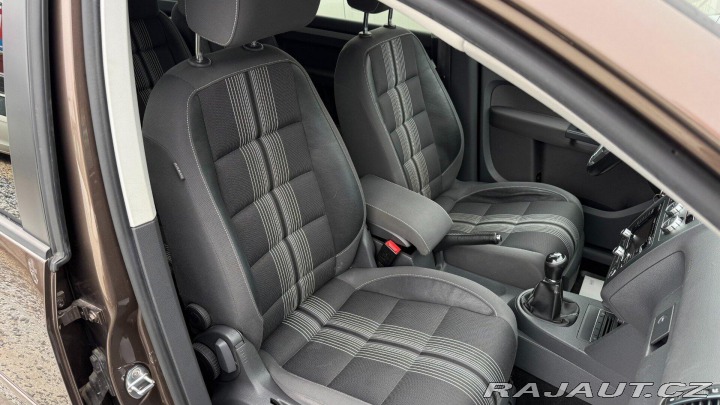 Volkswagen Touran 1.2TSi 77kW *ALU*Navi*Mat 2012