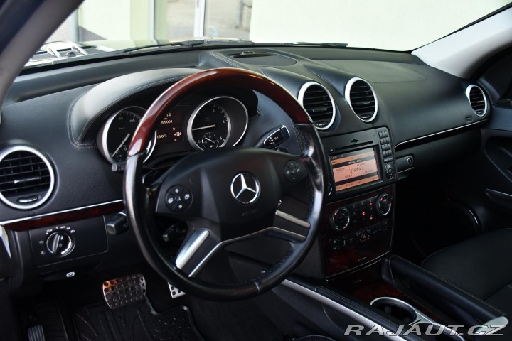 Mercedes-Benz GL 350 BLUETEC 4MATIC REZERV 2010