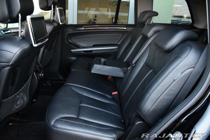 Mercedes-Benz GL 350 BLUETEC 4MATIC REZERV 2010
