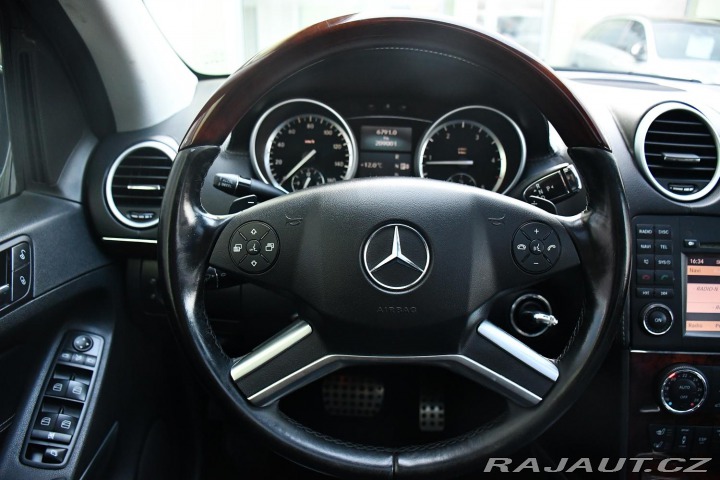 Mercedes-Benz GL 350 BLUETEC 4MATIC REZERV 2010