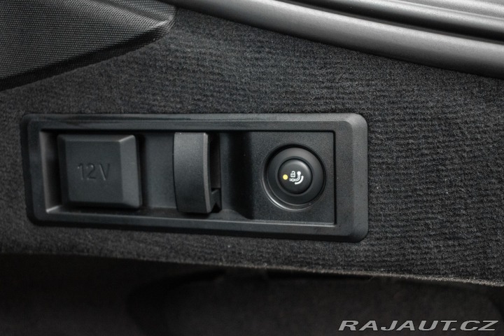 BMW 4 420d xD REZERVACE 2024