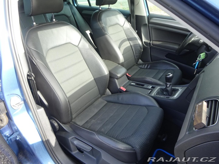 Volkswagen Golf 1.6TDI 81kW VARIANT ČR SE 2016