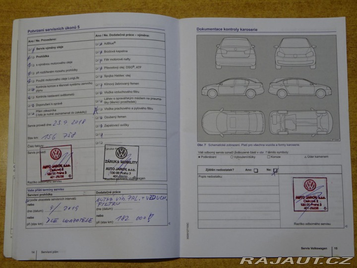 Volkswagen Golf 1.6TDI 81kW VARIANT ČR SE 2016