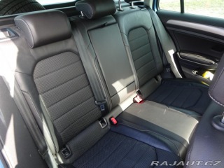 Volkswagen Golf 1.6TDI 81kW VARIANT ČR SE 2016