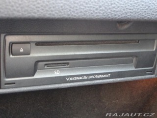 Volkswagen Golf 1.6TDI 81kW VARIANT ČR SE 2016