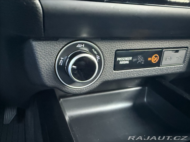 Ostatní značky Ostatní modely Isuzu D-Max V-Cross Double cab 4x4 2025